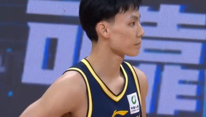 星空体育中国-笑死了，广东全队三分球命中率还不如杨瀚森，难怪半场落后26分