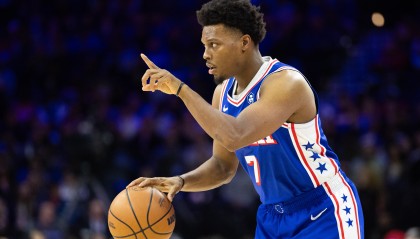 星空体育官网下载入口-马克西：篮球和生活层面洛瑞都帮我很多 他帮我成长为领袖感激他